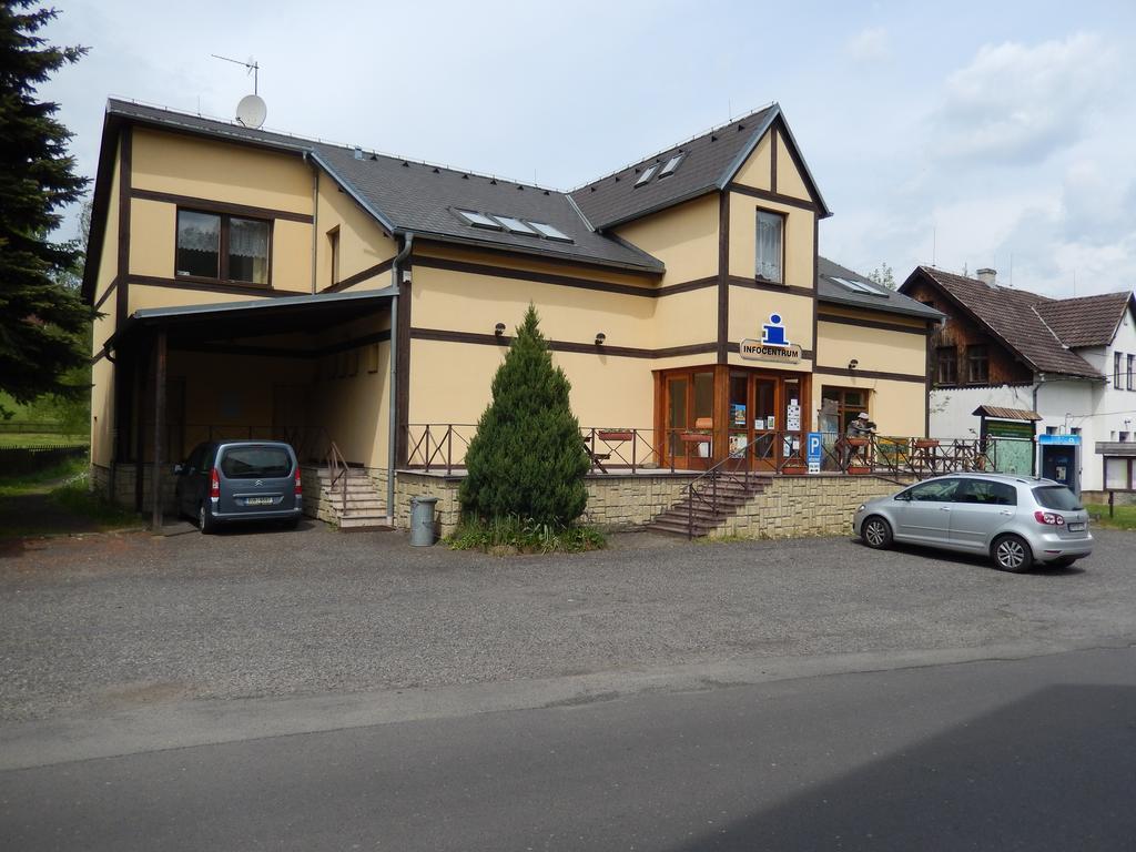Penzion V Infocentru Srbská Kamenice エクステリア 写真